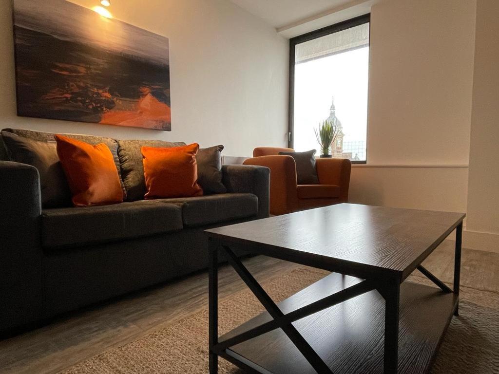 Kingsbridge Point - Cosy One Bed Apartments Near Town Centre, Swindon Buitenkant foto