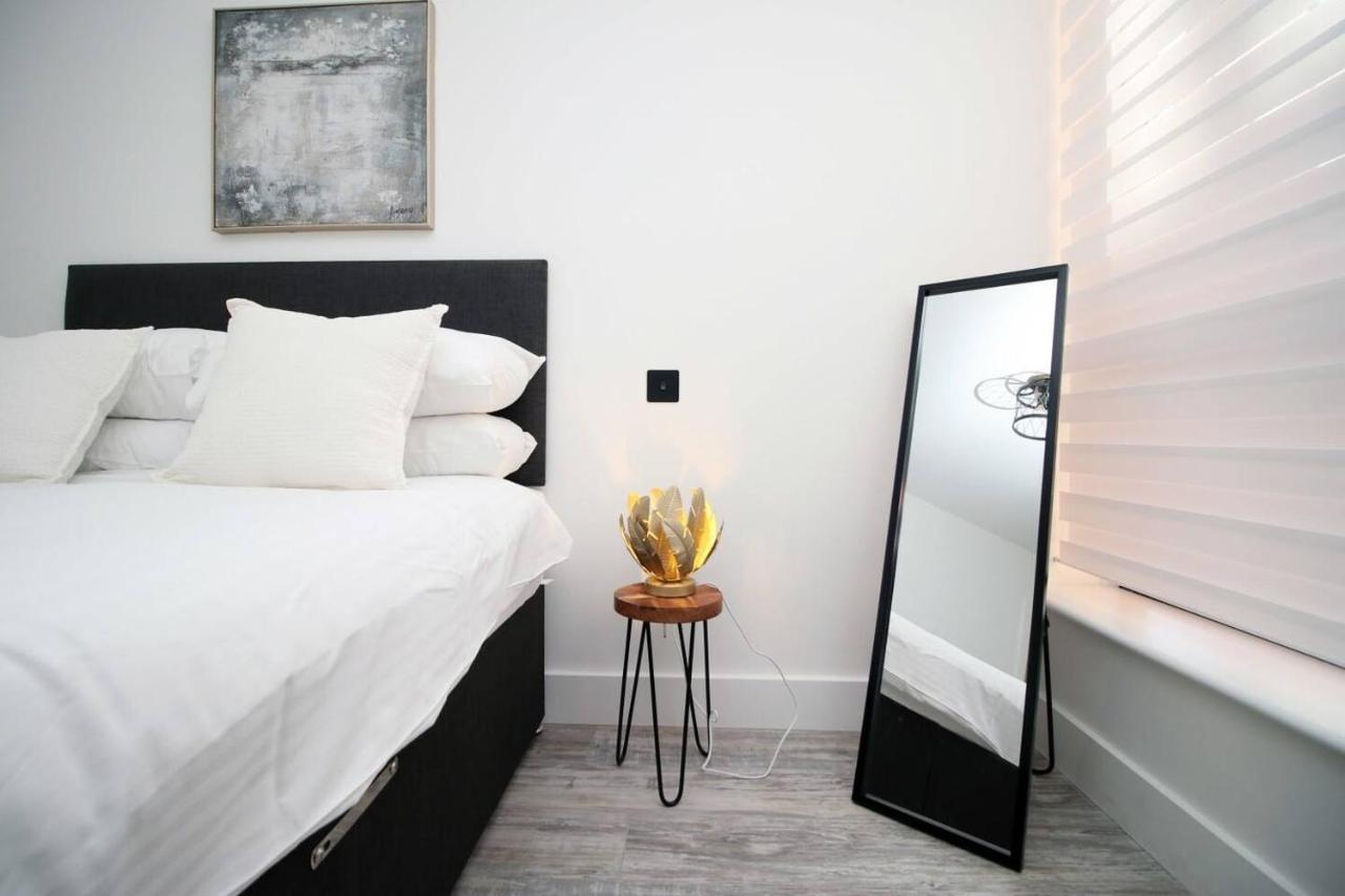 Kingsbridge Point - Cosy One Bed Apartments Near Town Centre, Swindon Buitenkant foto