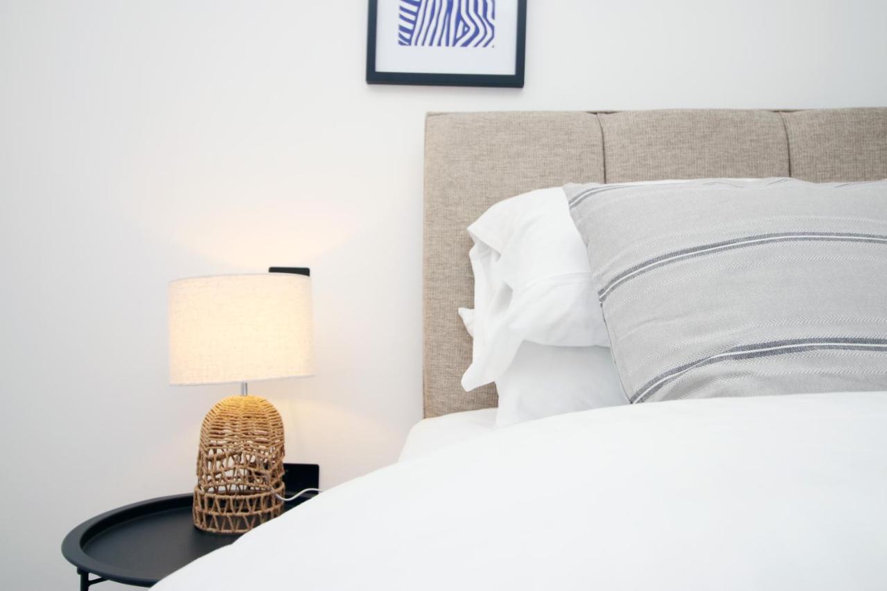Kingsbridge Point - Cosy One Bed Apartments Near Town Centre, Swindon Buitenkant foto