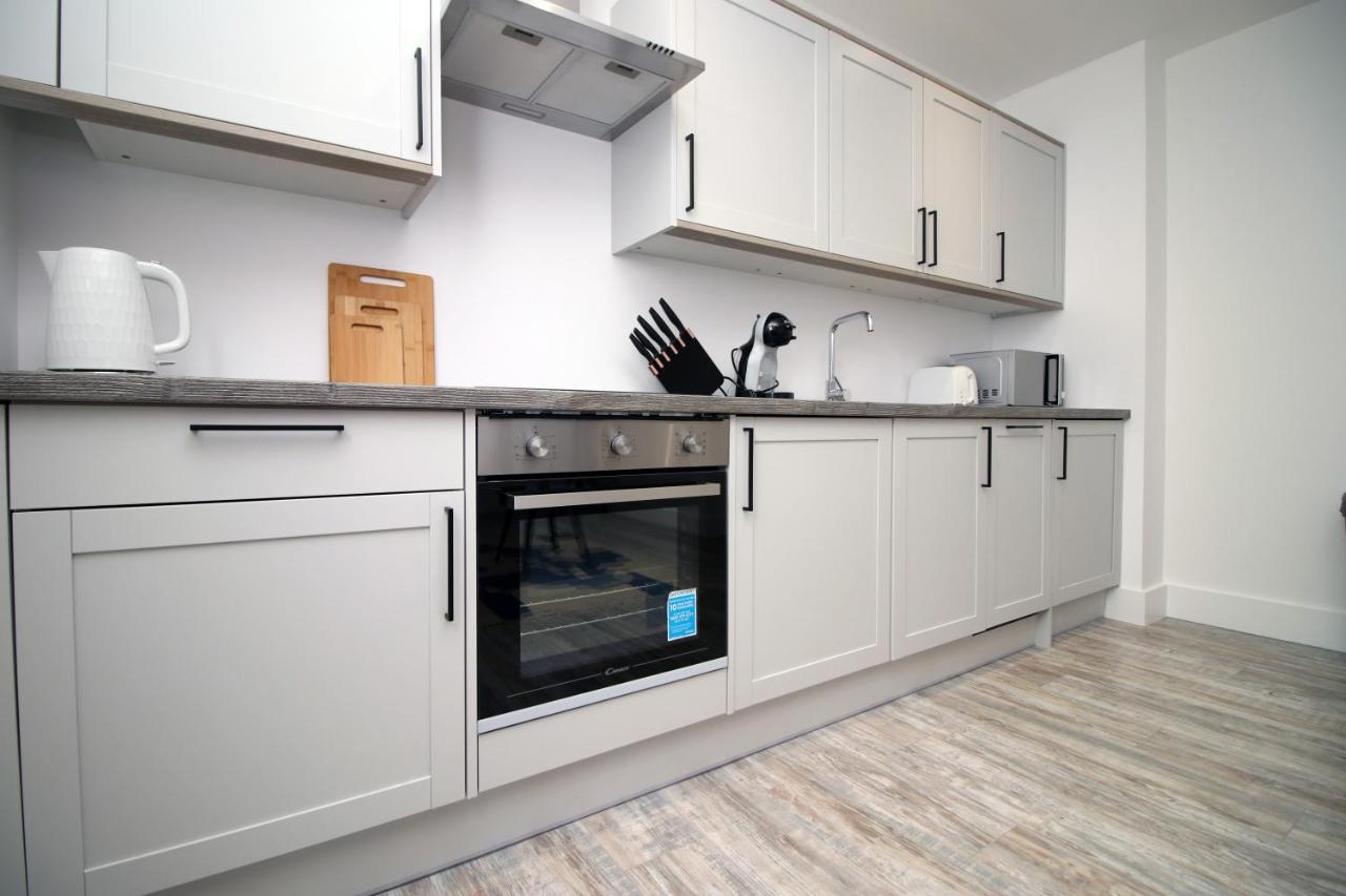 Kingsbridge Point - Cosy One Bed Apartments Near Town Centre, Swindon Buitenkant foto